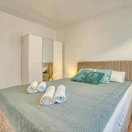 Lucija - Perfectholiday Apartman